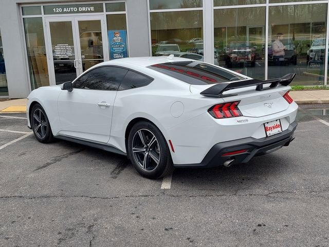 Used 2024 Ford Mustang Coupe image 17