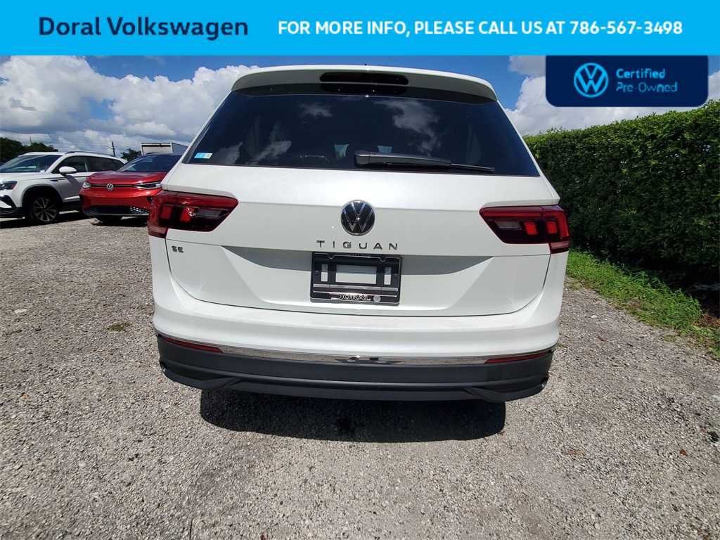 Used 2023 Volkswagen Tiguan SE image 13