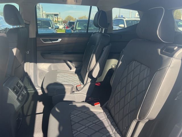 New 2026 Volkswagen Atlas SEL Premium R-Line image 8