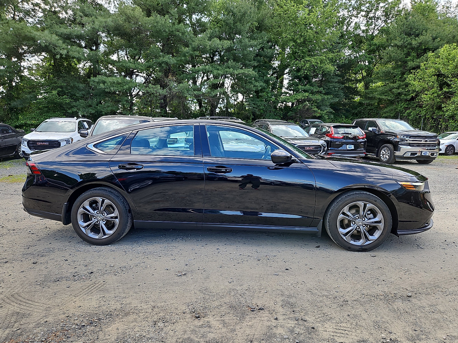 Certified 2023 Honda Accord EX image 29