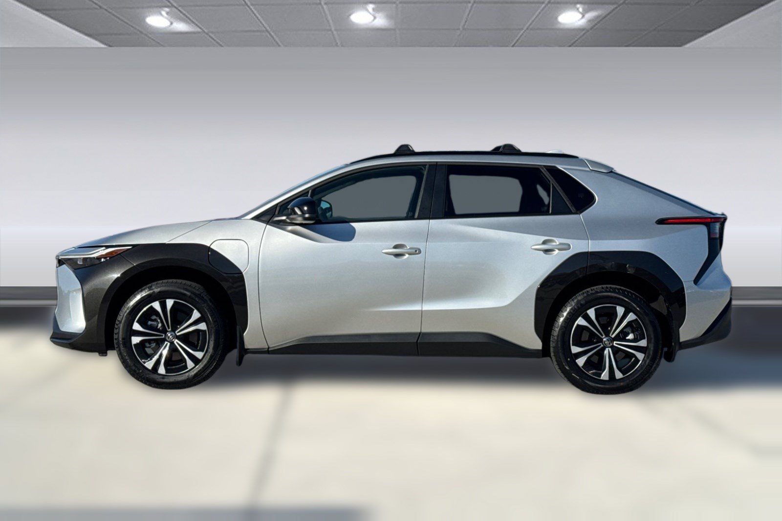 Certified 2025 Toyota bZ4X AWD image 2