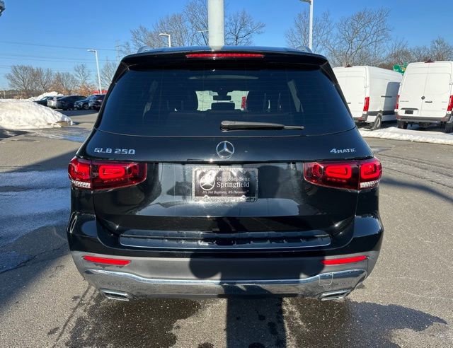 Certified 2022 Mercedes-Benz GLB 250 4MATIC image 6