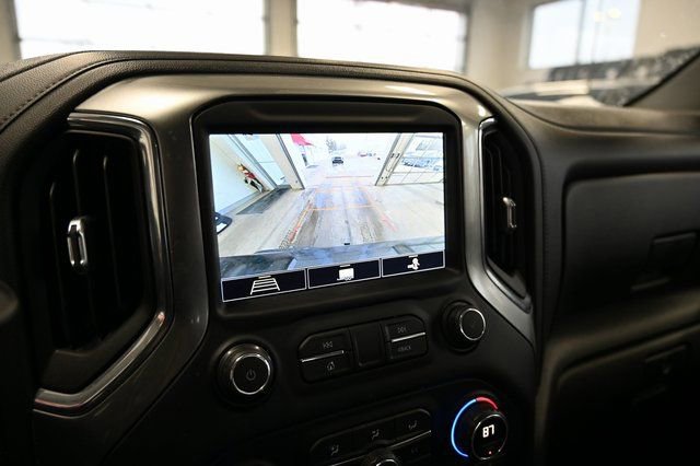 Used 2020 Chevrolet Silverado 1500 LT Trail Boss w/ Midnight Edition image 18