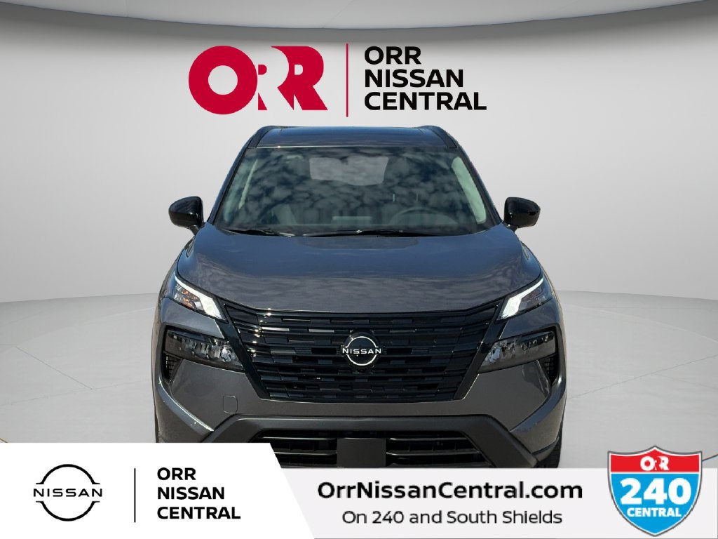New 2027 Nissan Rogue Dark Armor FWD image 2