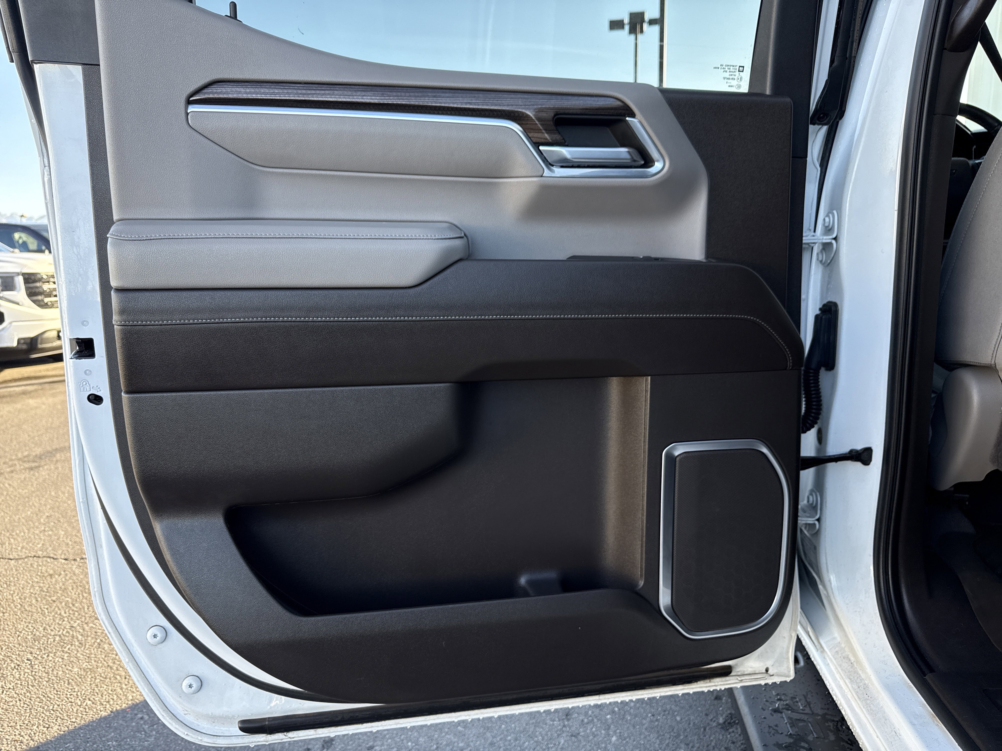 Used 2023 Chevrolet Silverado 1500 RST w/ Z71 Off-Road Package image 28