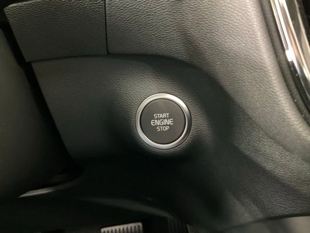 New 2026 Volvo XC40 B5 Plus w/ Protection Package Premier image 17