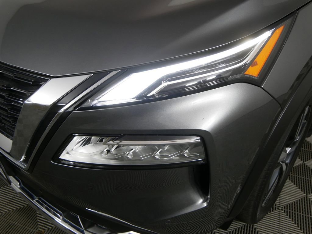 Used 2022 Nissan Rogue Platinum w/ Head-Up Display Package image 10