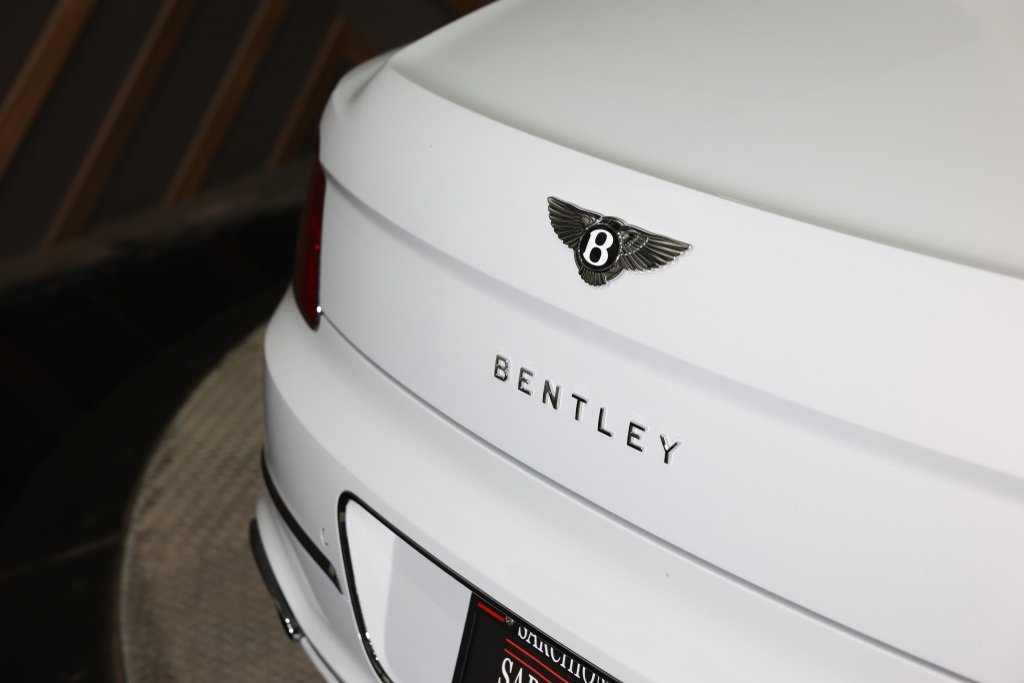 Used 2020 Bentley Flying Spur W12 image 16