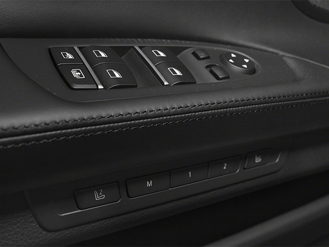 Used 2013 BMW 750Li image 19