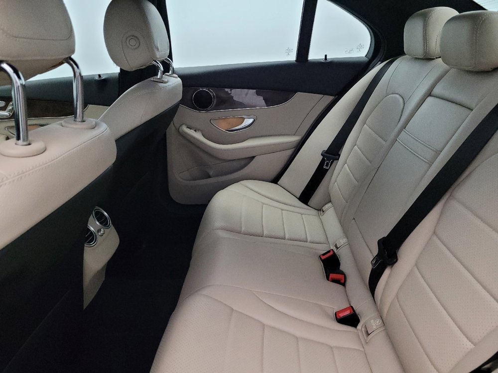 Used 2018 Mercedes-Benz C 300 4MATIC Sedan w/ Premium Package image 18