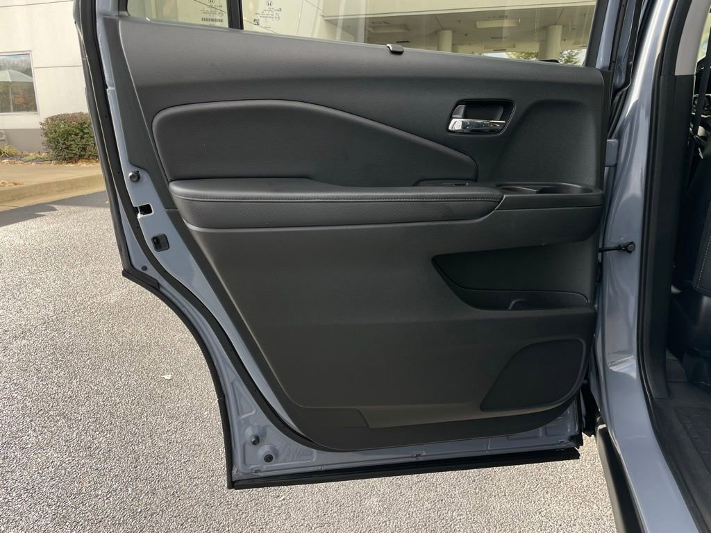 Certified 2022 Honda Pilot Touring image 39