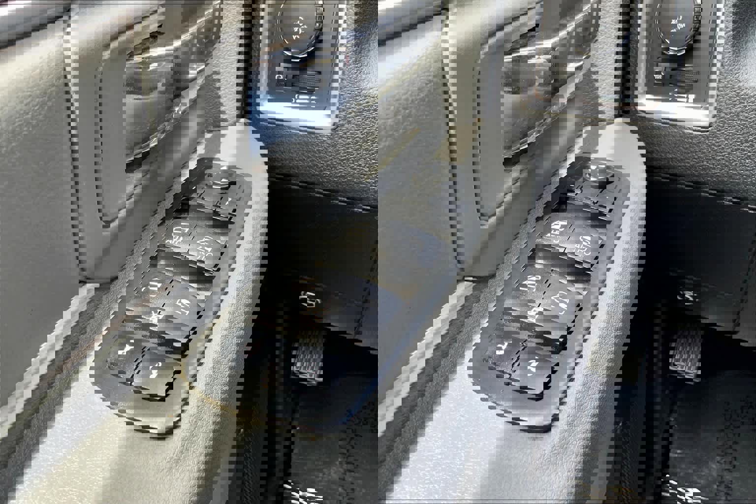 Used 2014 RAM 1500 Big Horn image 34