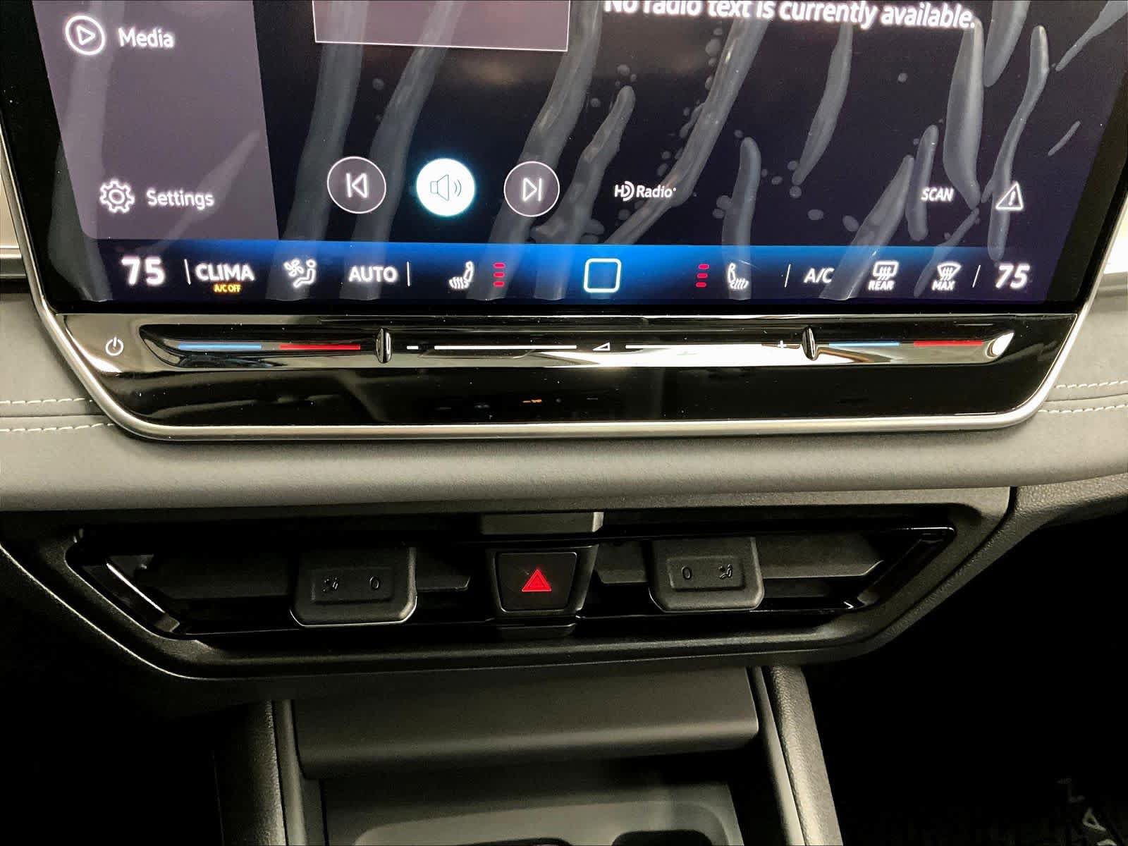 New 2026 Volkswagen Tiguan SE image 21