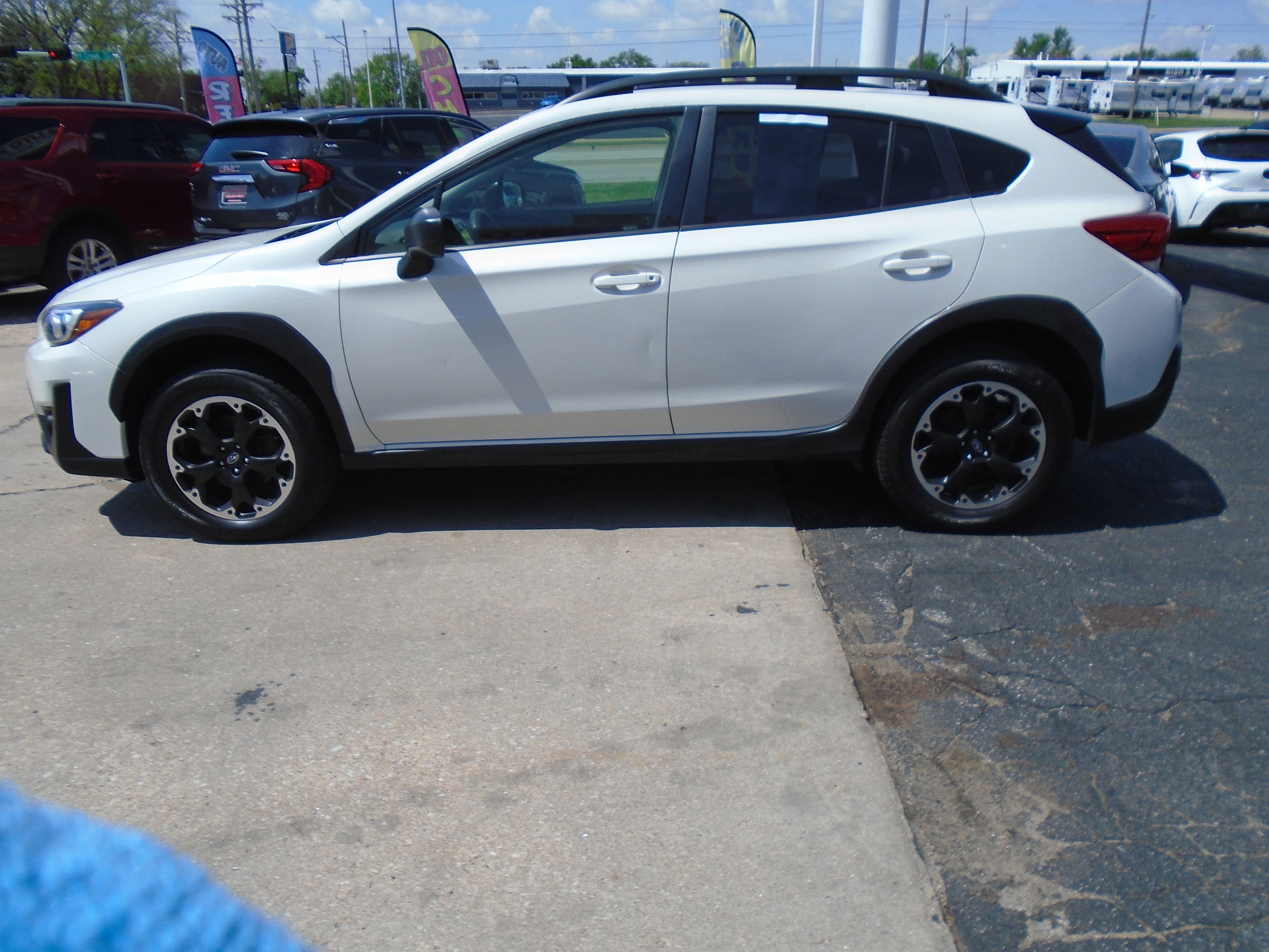 Used 2021 Subaru Crosstrek 2.0i AWD/4WD image 5