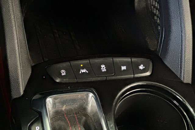 Used 2023 Chevrolet TrailBlazer RS w/ Convenience Package FWD image 31