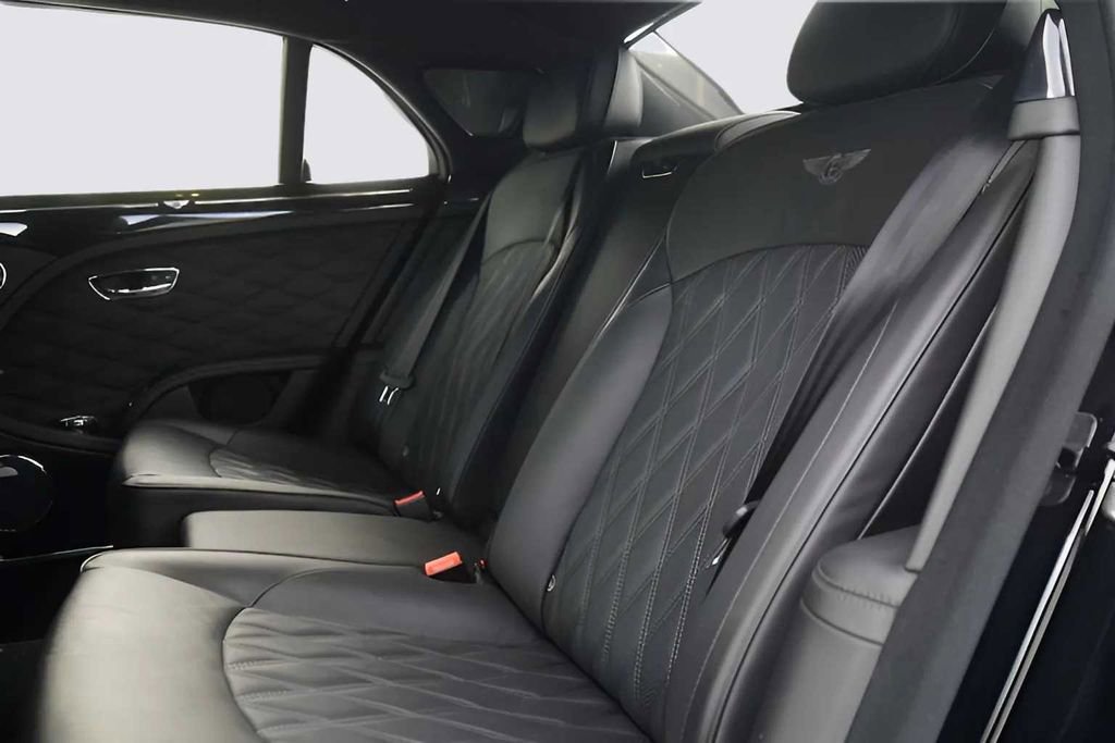Used 2017 Bentley Mulsanne image 13