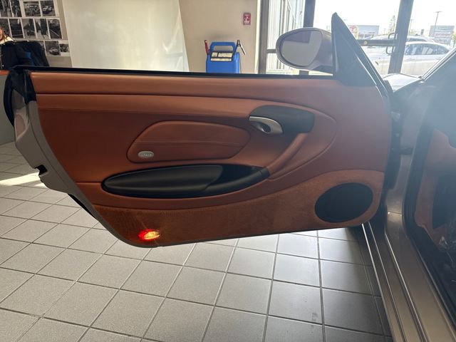 Used 2003 Porsche Boxster RWD image 17