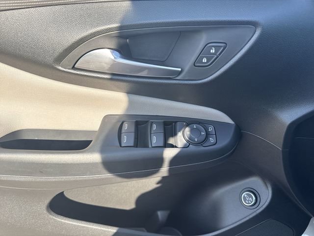 New 2026 Buick Envista Avenir image 13