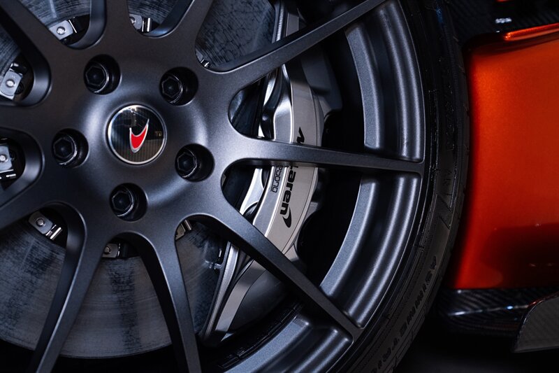 Used 2014 McLaren P1 RWD image 32