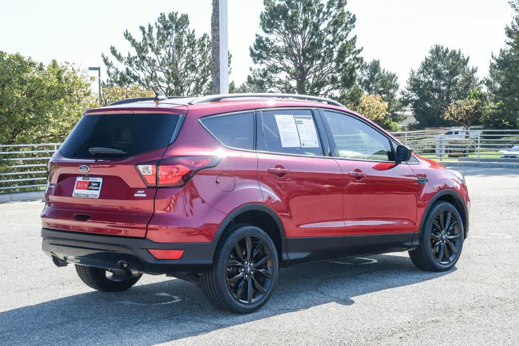 Used 2019 Ford Escape SE FWD image 10