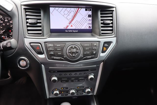 Used 2018 Nissan Pathfinder SL w/ Midnight Edition Package image 38