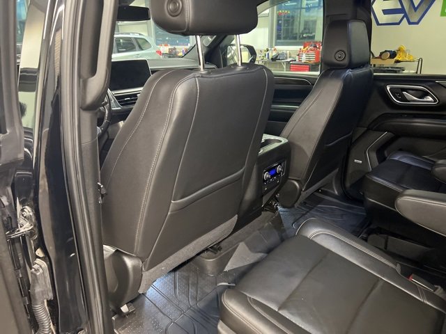 Used 2021 Chevrolet Suburban Z71 w/ Z71 Signature Package image 26