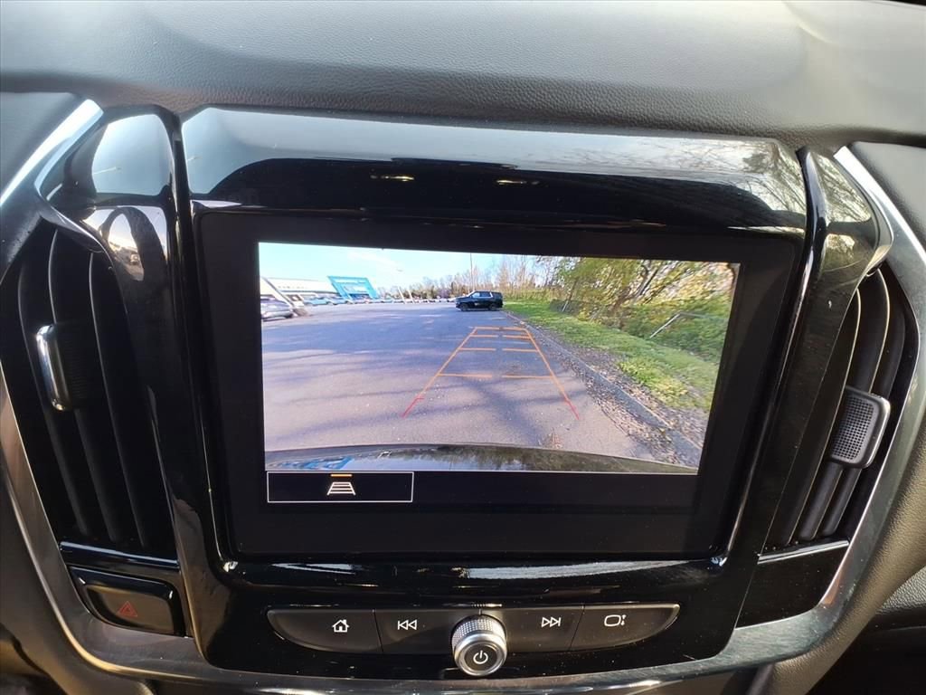 Used 2023 Chevrolet Traverse LT image 24