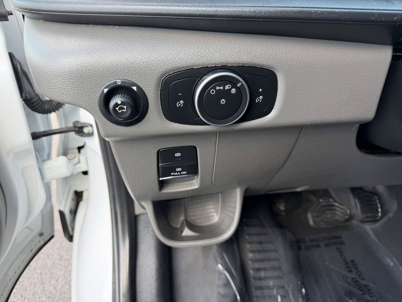 Used 2023 Ford Transit 250 Low Roof AWD image 16
