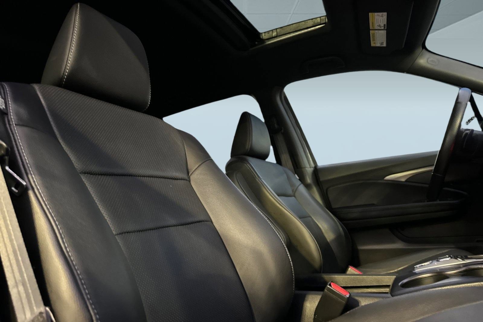 Certified 2023 Honda Passport EX-L image 30