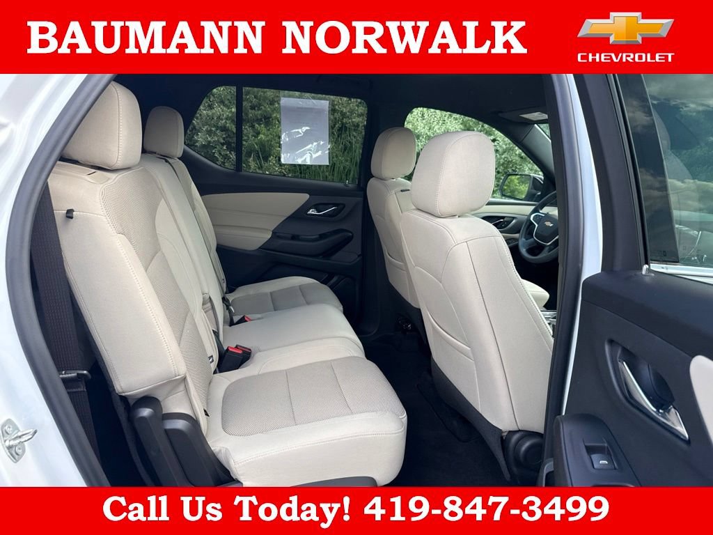 Used 2022 Chevrolet Traverse LS FWD image 35