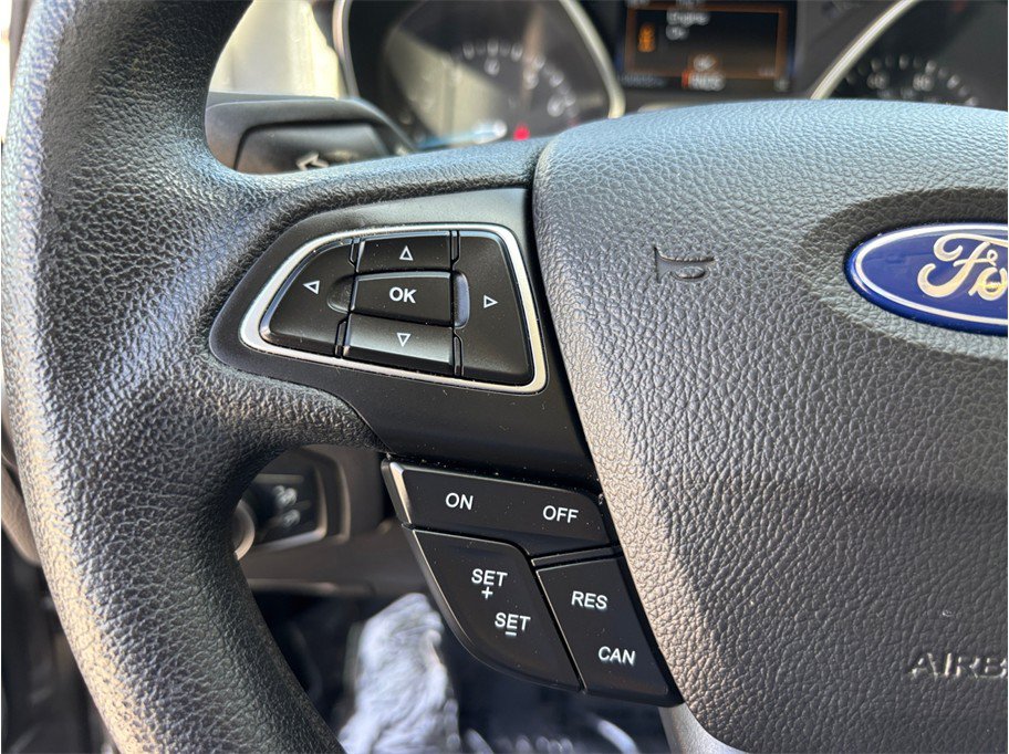 Used 2017 Ford Focus SEL FWD image 18