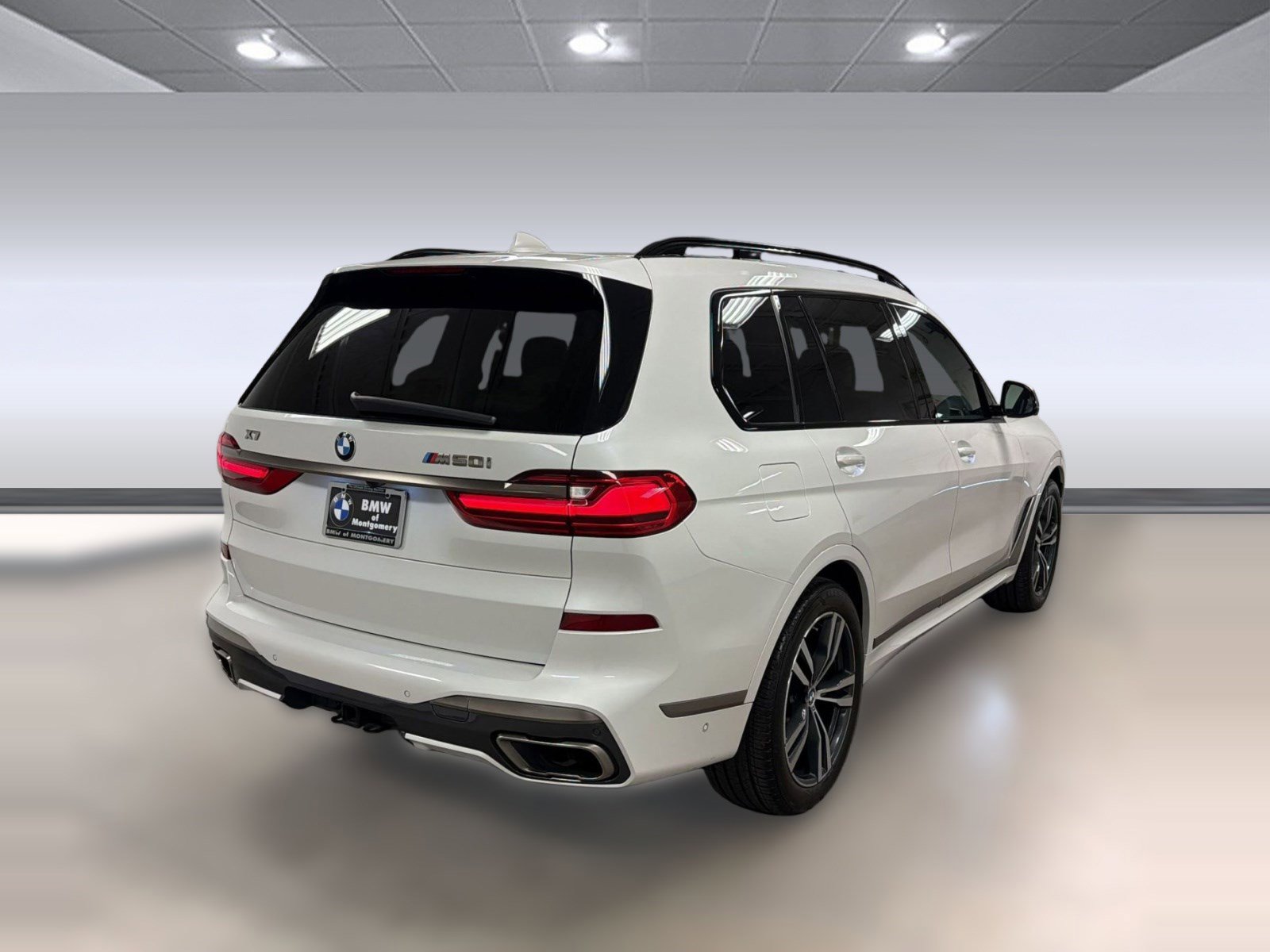 Used 2021 BMW X7 M50i w/ Dynamic Handling Package AWD/4WD image 7