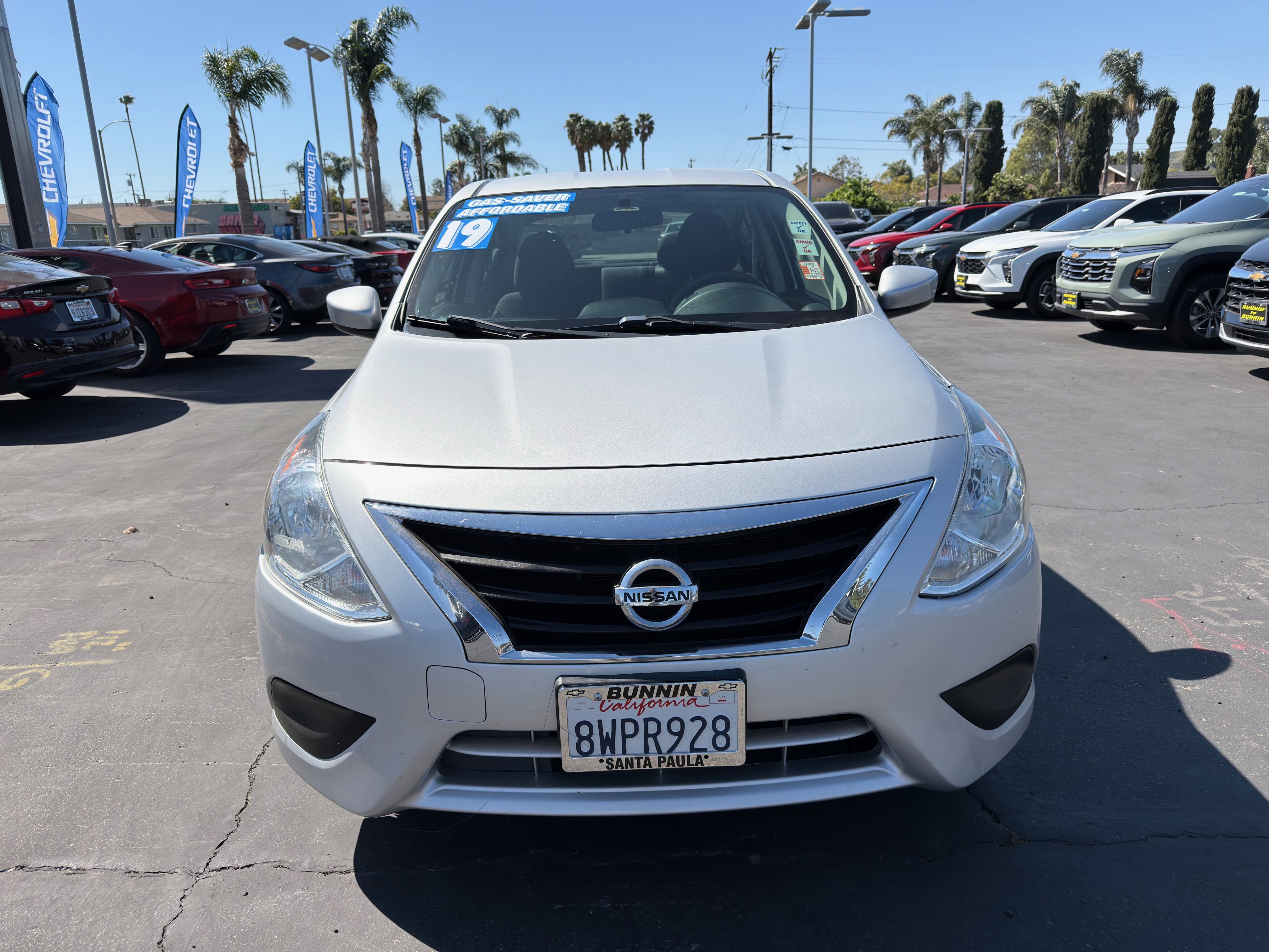 Used 2019 Nissan Versa SV image 3