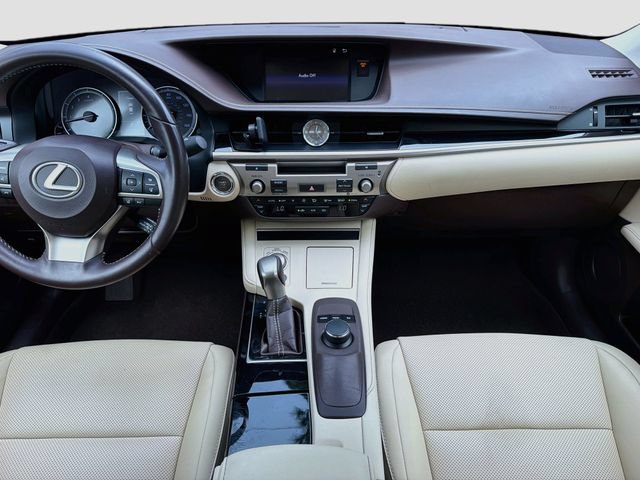 Used 2017 Lexus ES 350 w/ Accessory Package 2 FWD image 18