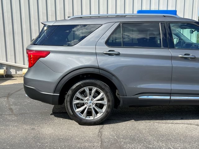 Used 2023 Ford Explorer Limited w/ Equipment Group 301A AWD/4WD image 26