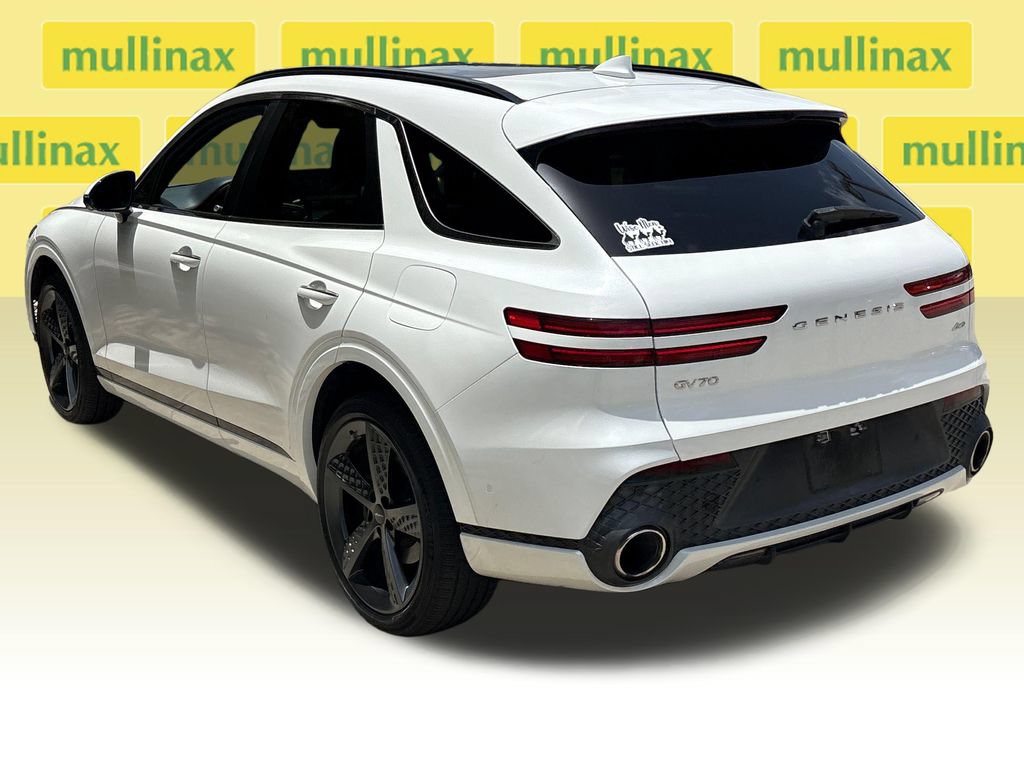 Used 2022 Genesis GV70 2.5T w/ Sport Prestige Package AWD/4WD image 11