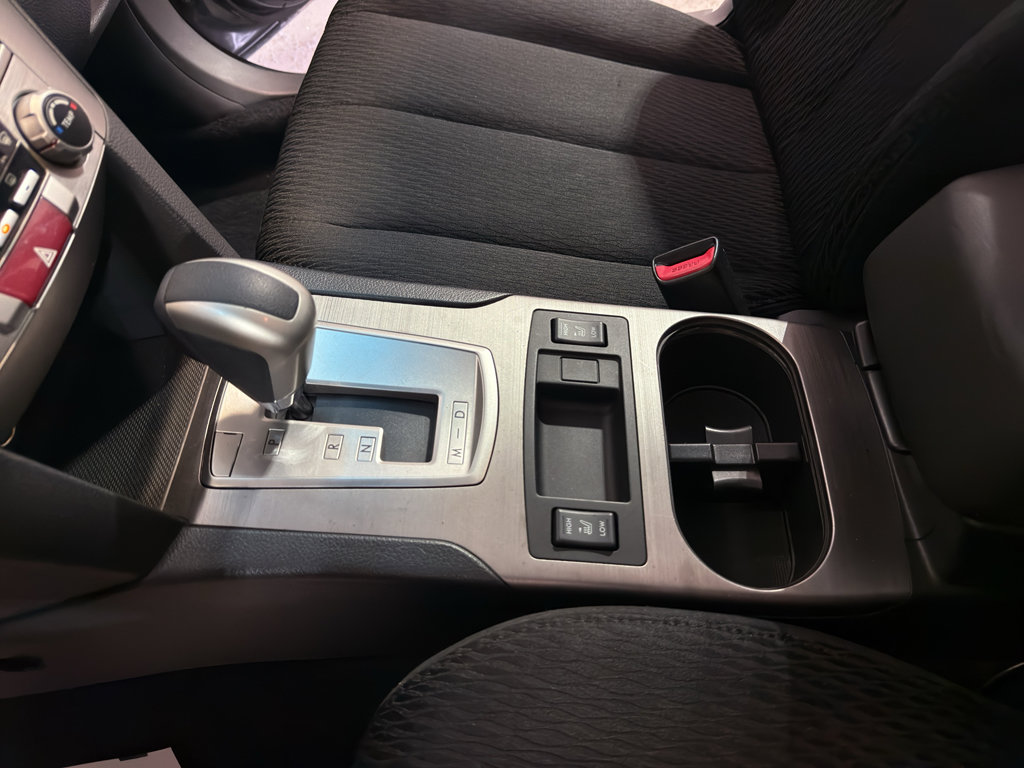 Used 2010 Subaru Legacy 2.5i Premium AWD/4WD image 19
