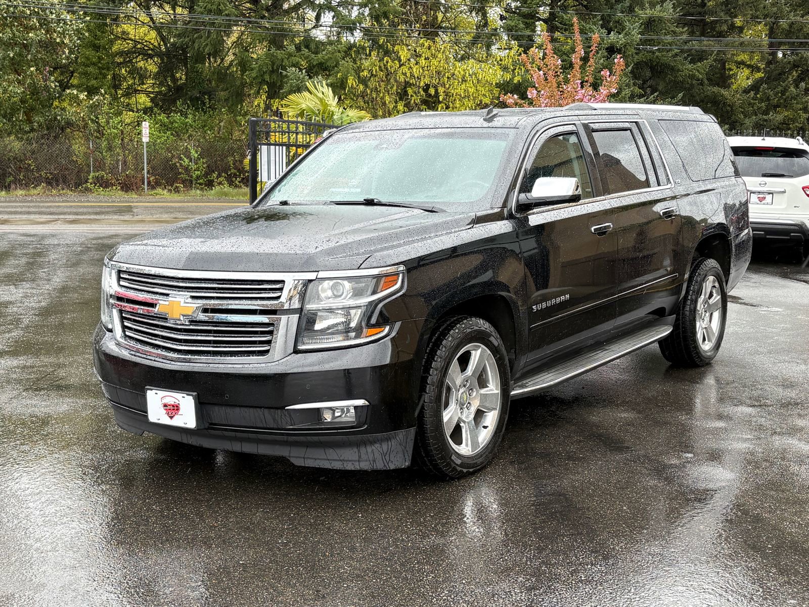 Used 2015 Chevrolet Suburban LTZ AWD/4WD image 3