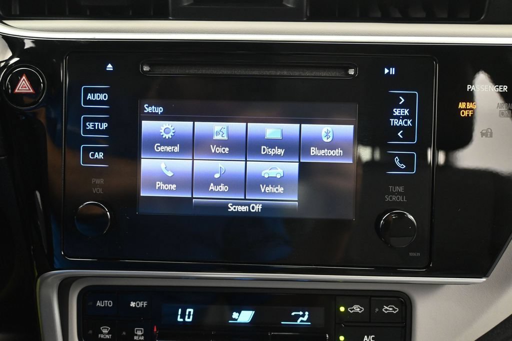 Used 2017 Toyota Corolla LE FWD image 18