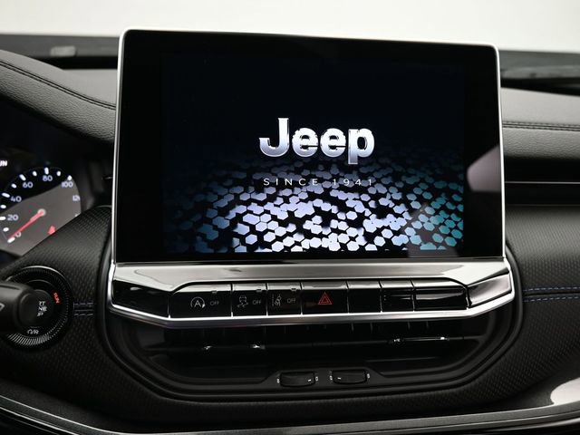 New 2026 Jeep Compass Latitude image 24