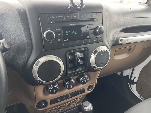 Used 2018 Jeep Wrangler Unlimited Sahara image 20