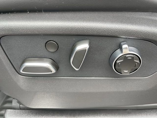Used 2026 GMC Sierra 2500 AT4X AWD/4WD image 12
