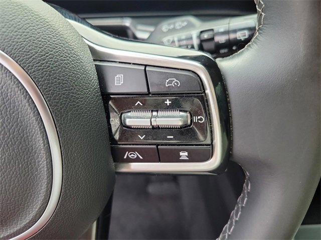 Used 2025 Kia Sorento S image 20