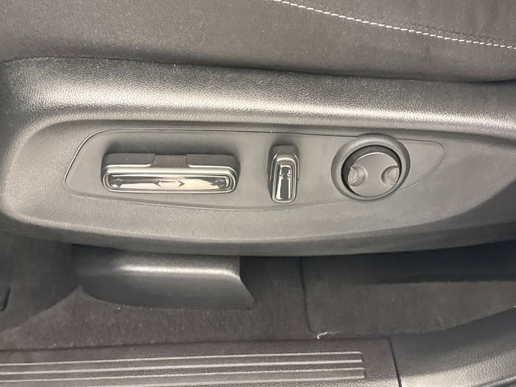 Certified 2026 Honda CR-V EX image 21