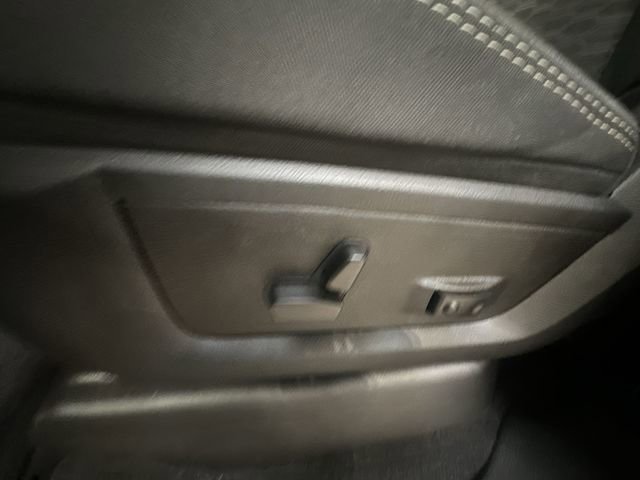 Used 2025 RAM 2500 Big Horn AWD/4WD image 15