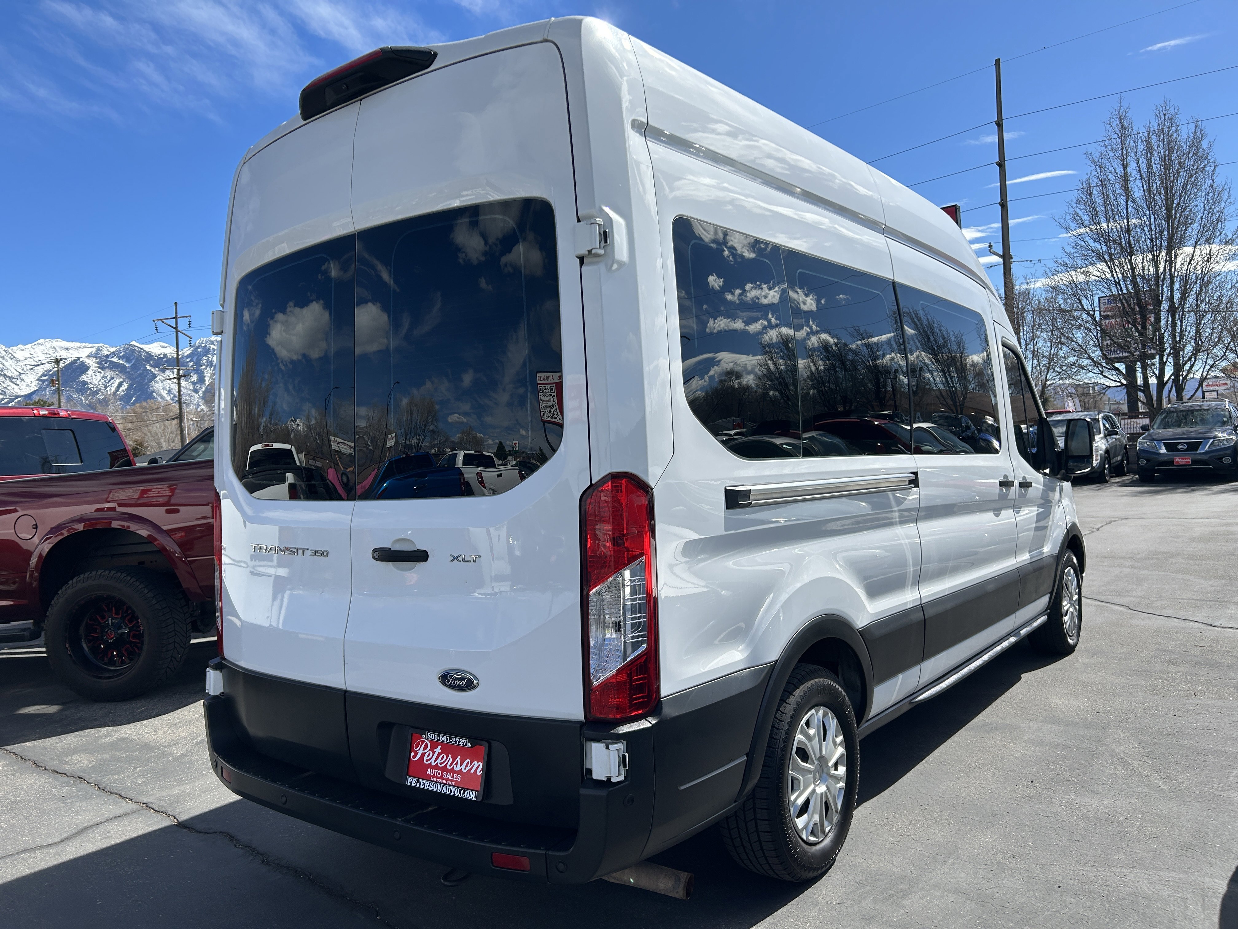Used 2023 Ford Transit 350 XLT image 6