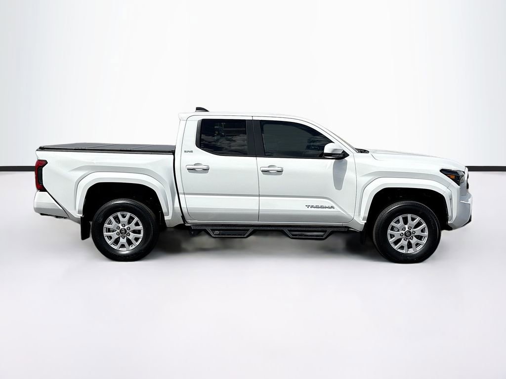 Certified 2024 Toyota Tacoma SR5 image 4