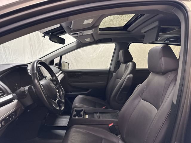 Used 2018 Honda Odyssey Elite image 11