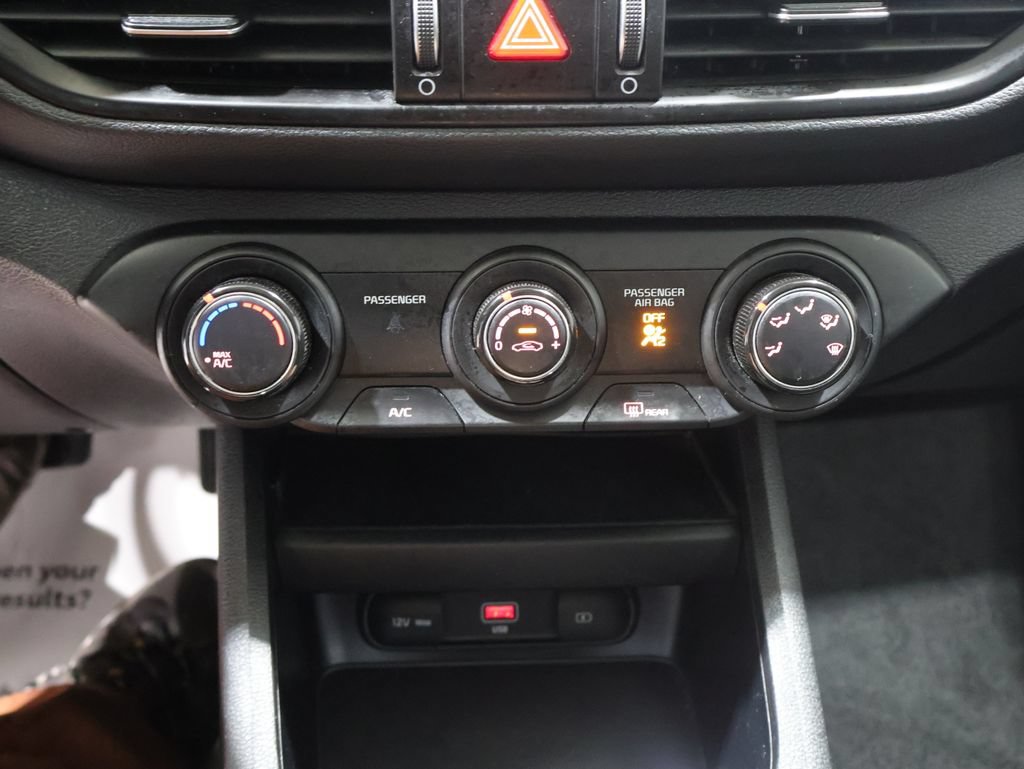 Used 2024 Kia Forte LXS FWD image 28