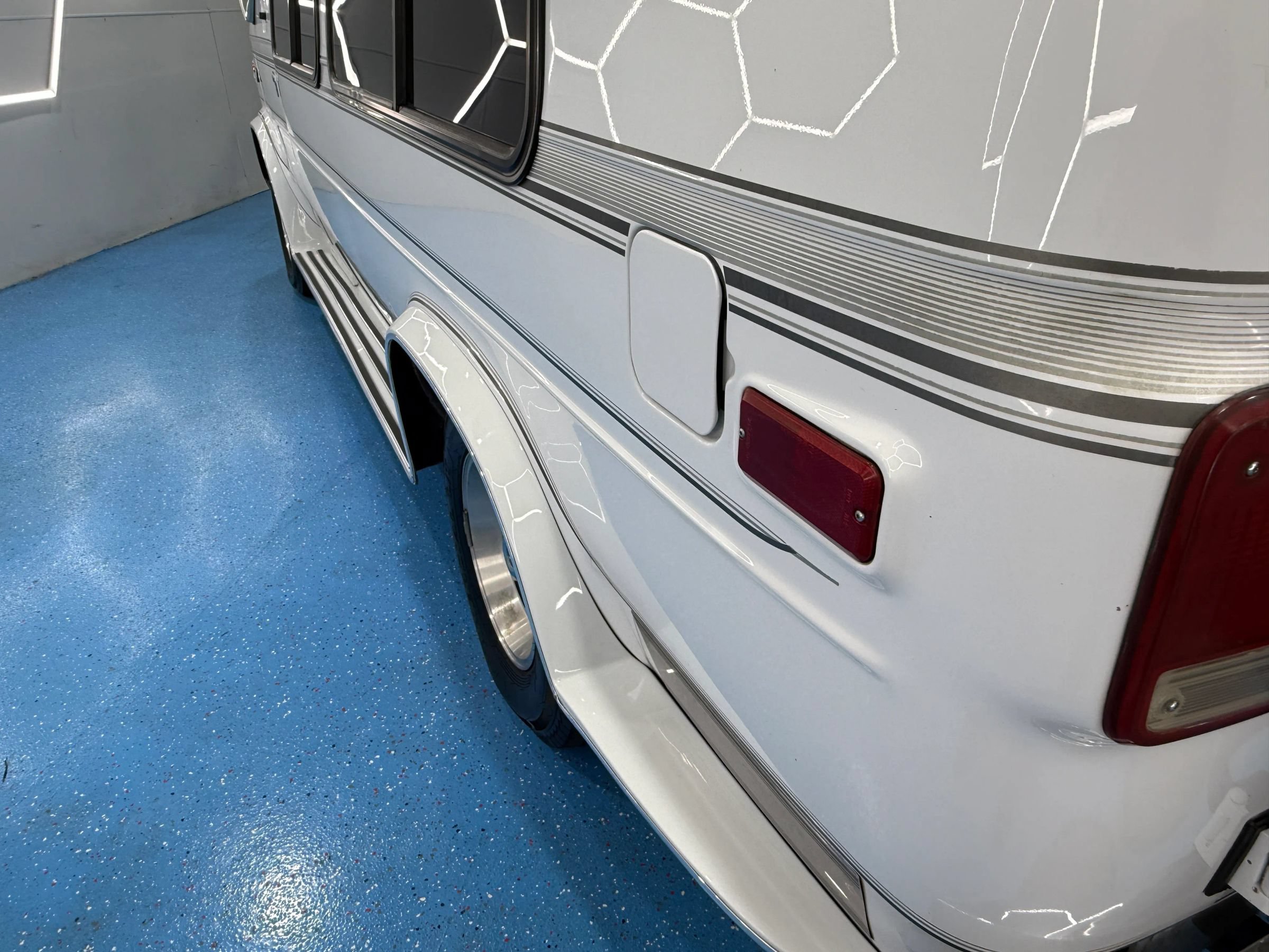 Used 1995 GMC G2500 Vandura RWD image 7